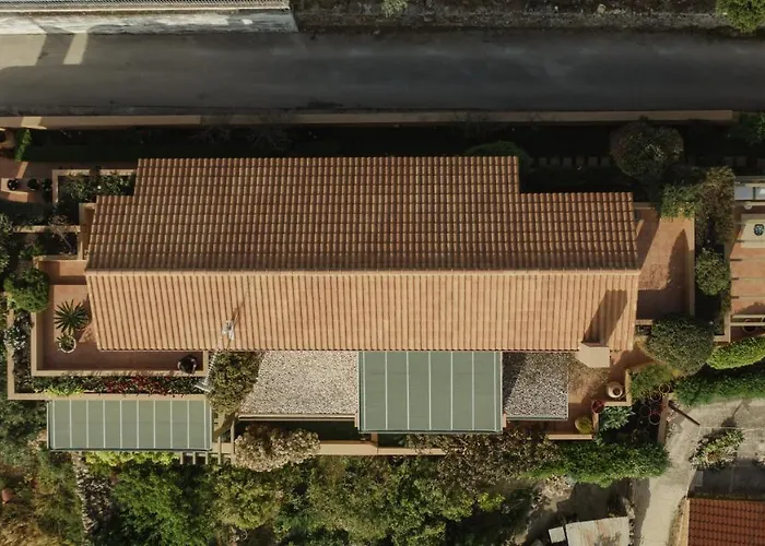 Villa Nonà Maria *