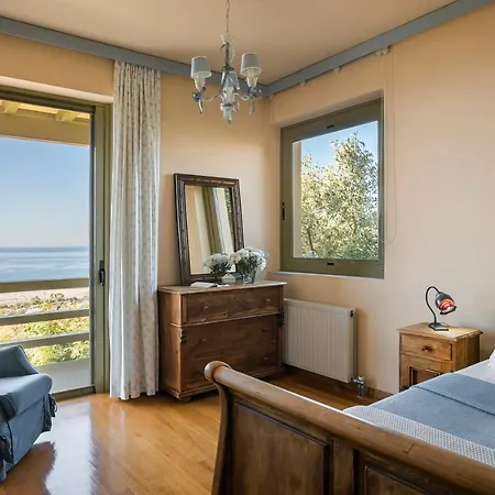 וילה Nona Maria Minia